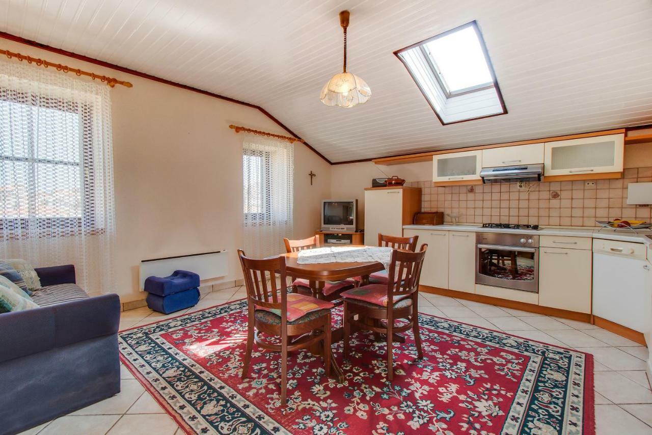 מאלי לוסיניי Apartment Danilo מראה חיצוני תמונה